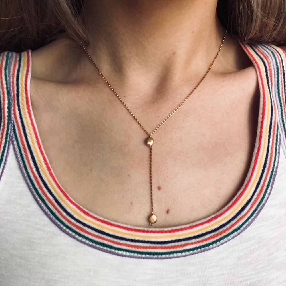 Gold drop necklace